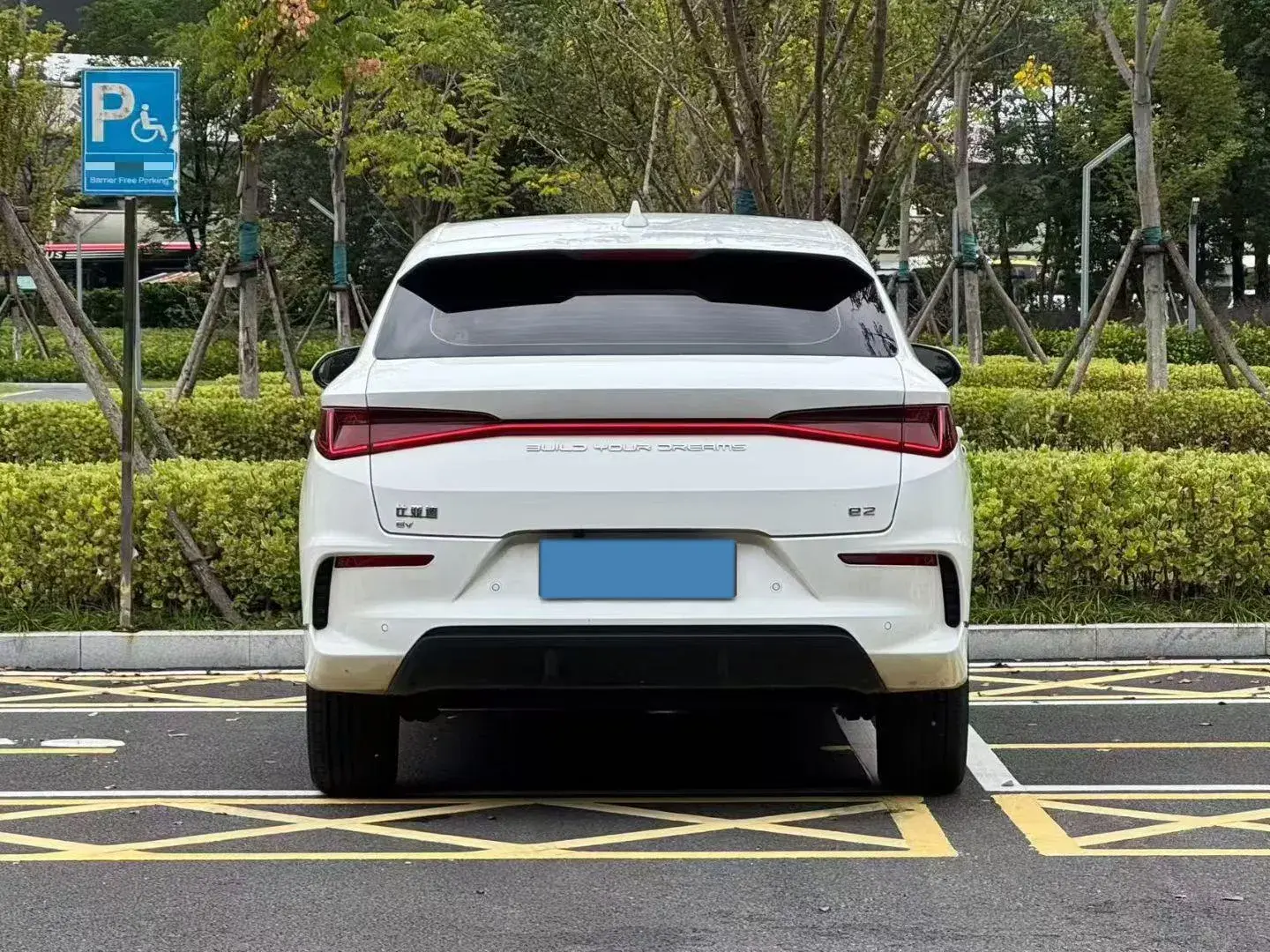 2021 BYD E2 thumbnail 3