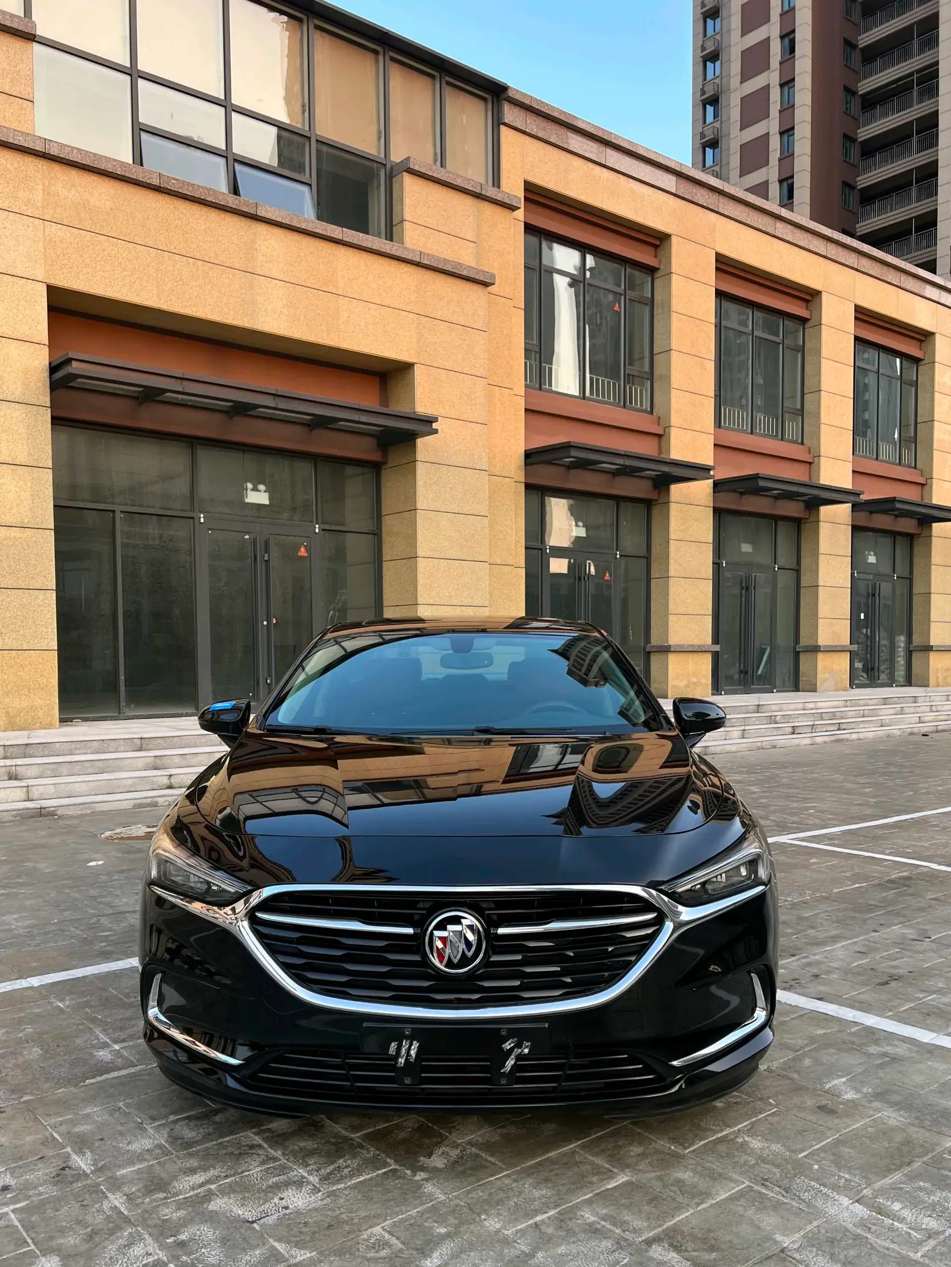 2020 BUICK LARCOSSE thumbnail 2