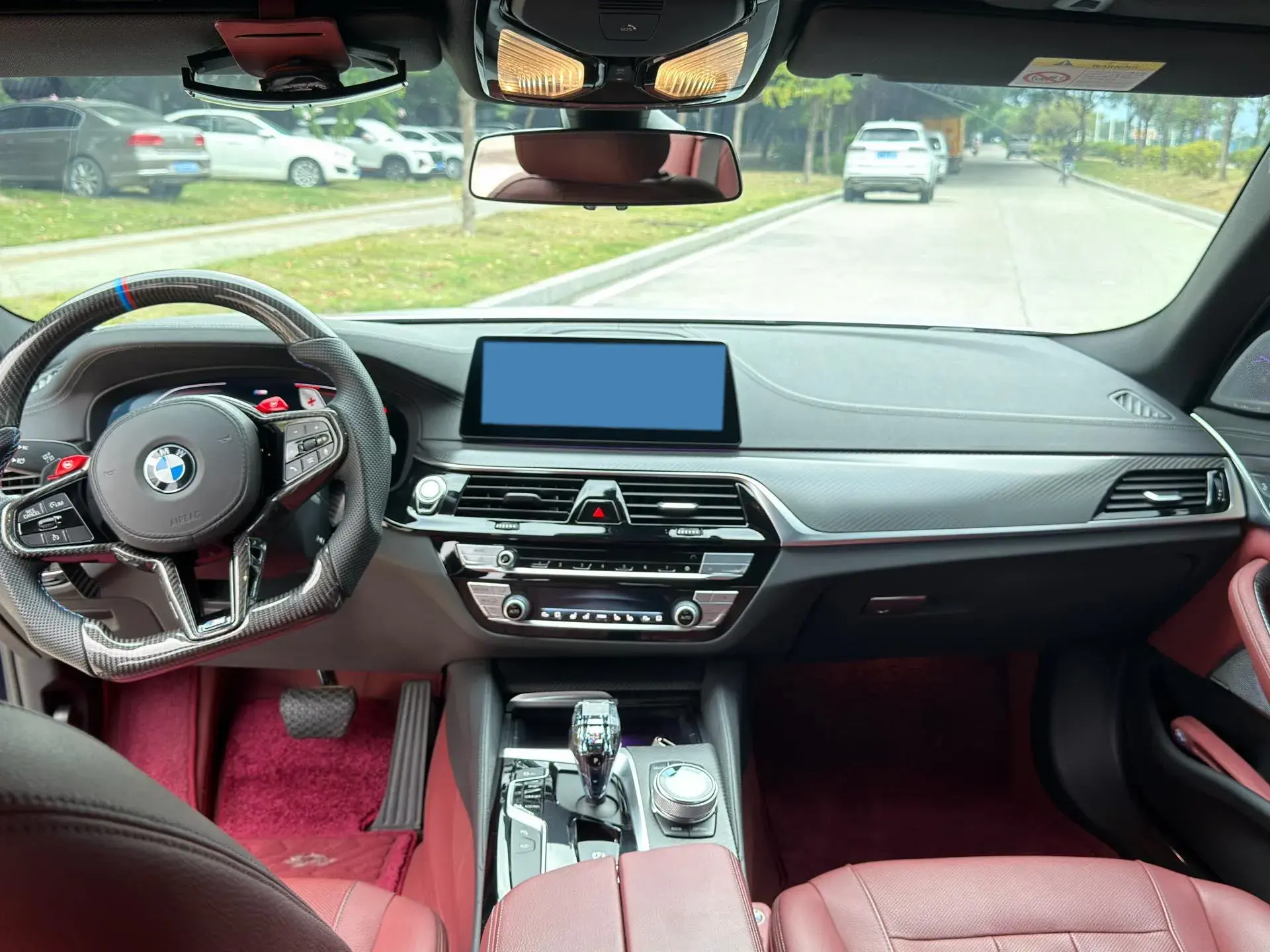 2020 BMW 5 thumbnail 4