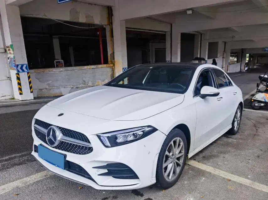 2022 MERCEDES-BENZ A view 1