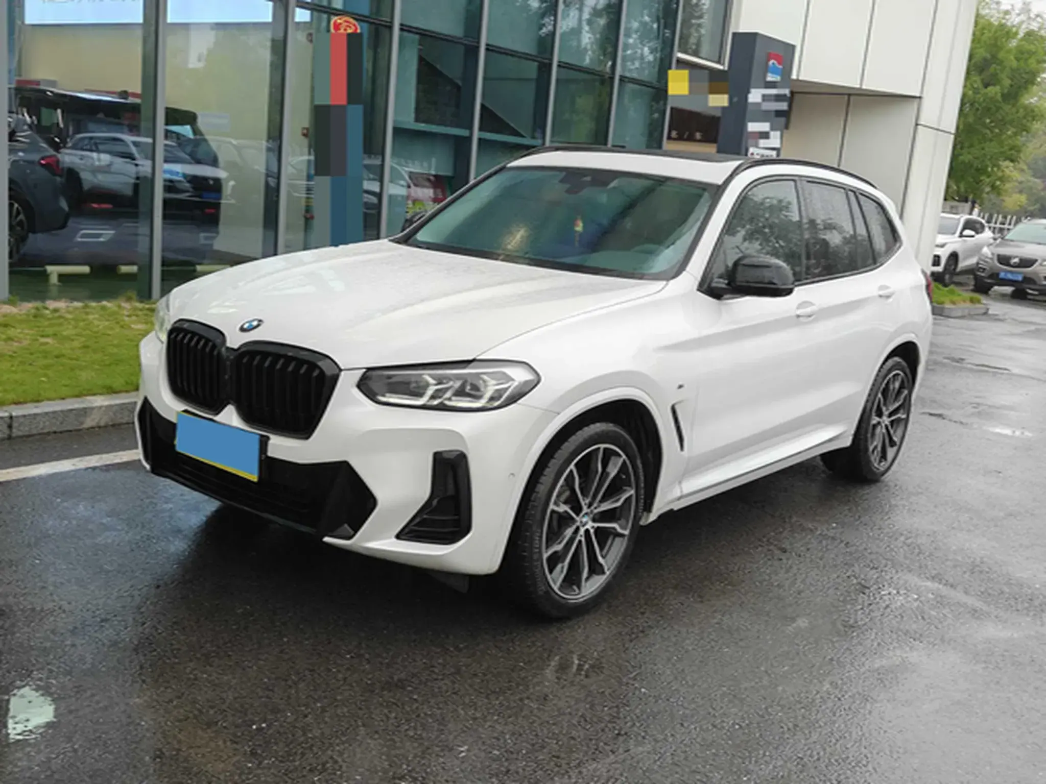 2023 BMW X3 view 1