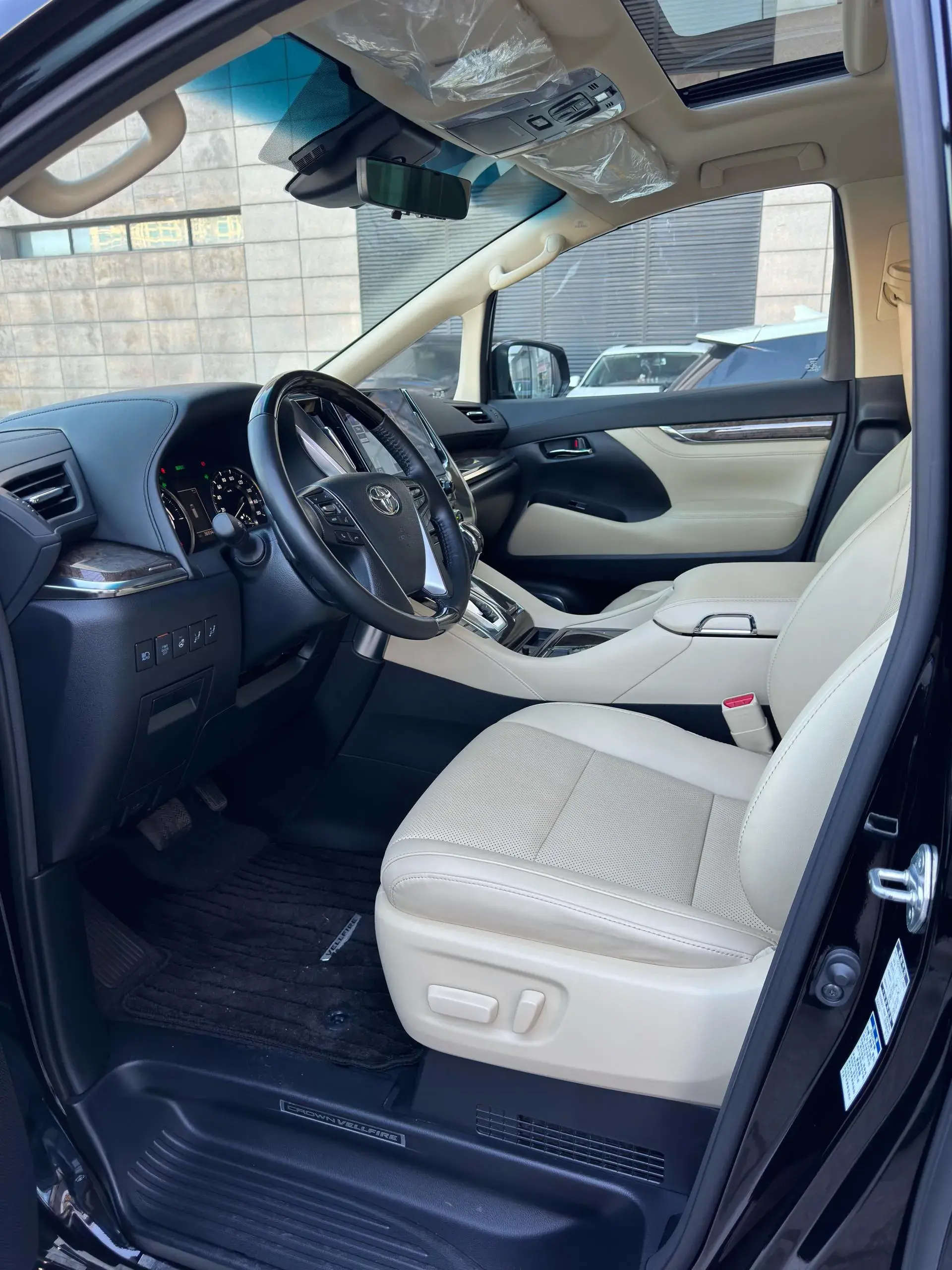 2023 TOYOTA VELLFIRE thumbnail 3