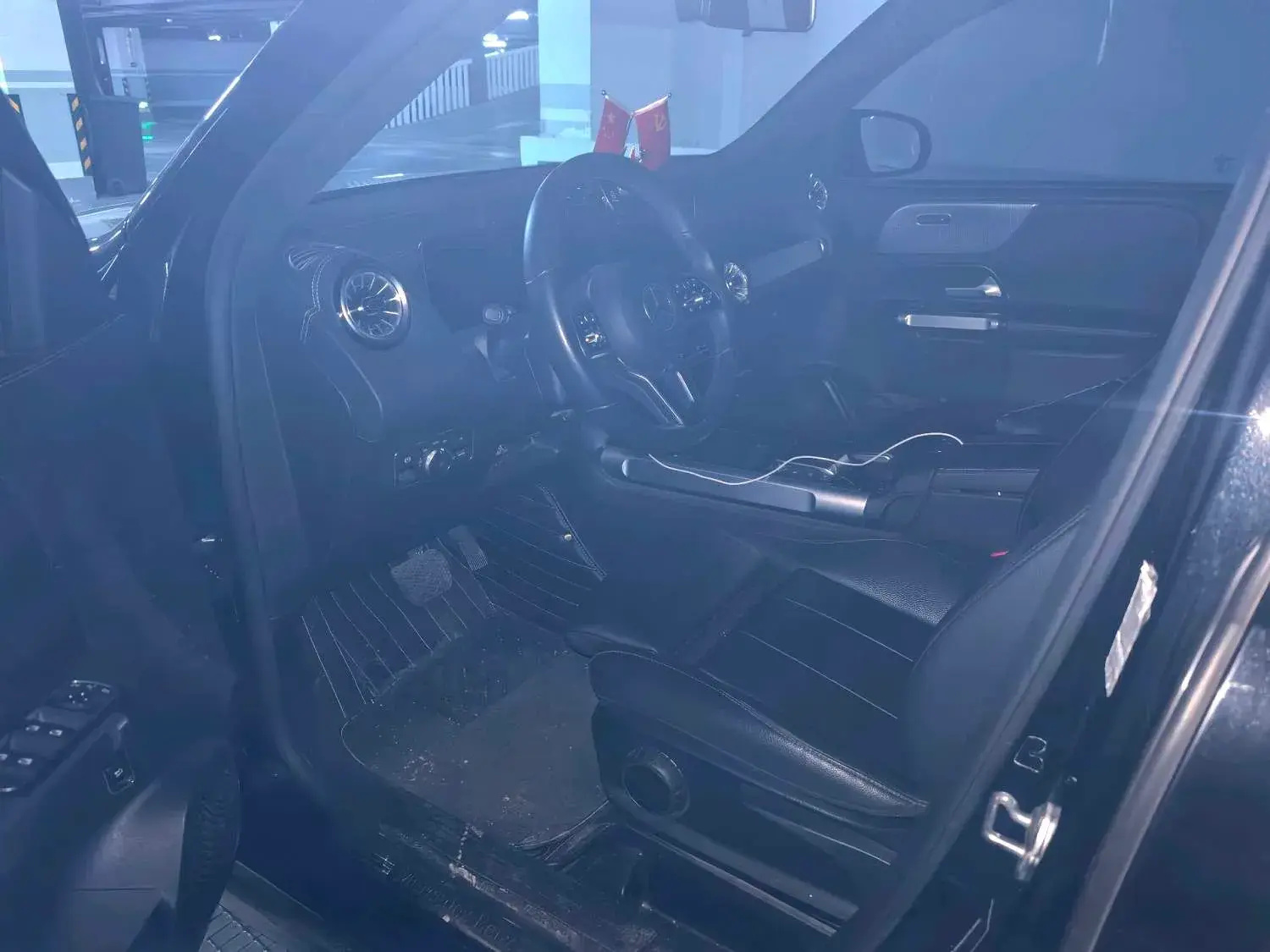 2022 MERCEDES-BENZ GLB thumbnail 2