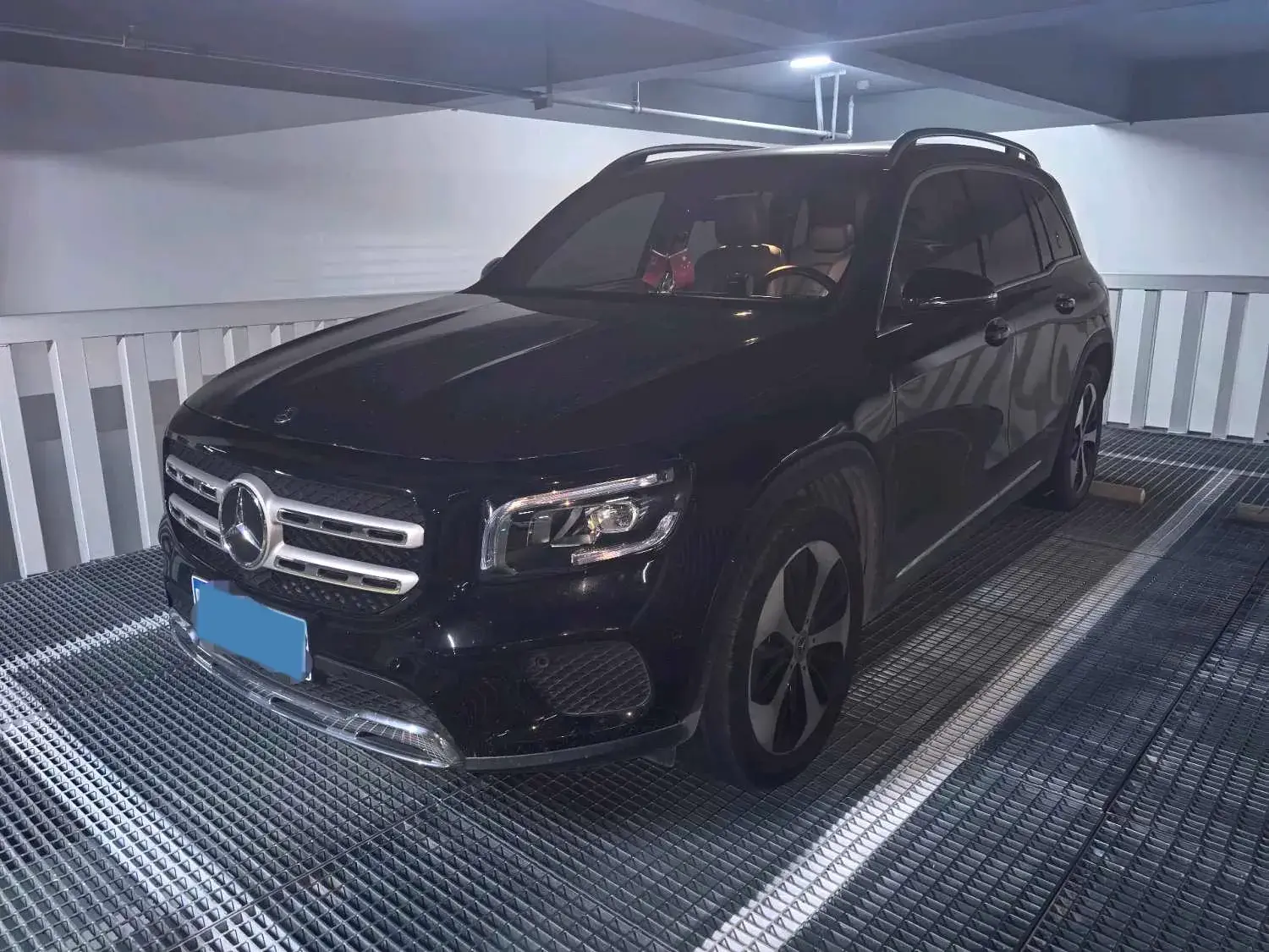 2022 MERCEDES-BENZ GLB view 1