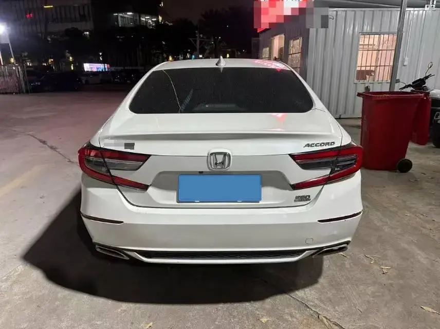 2022 HONDA ACCORD thumbnail 3