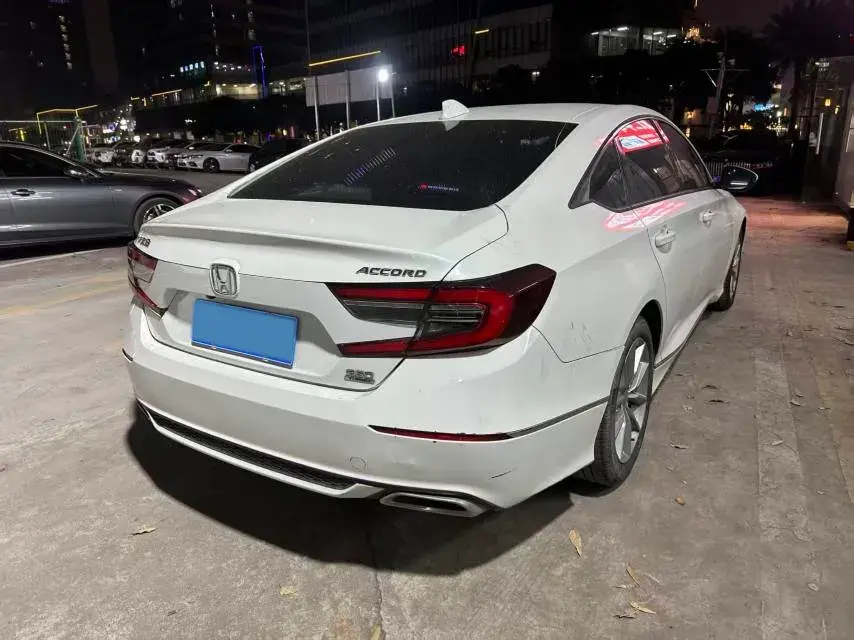 2022 HONDA ACCORD thumbnail 4