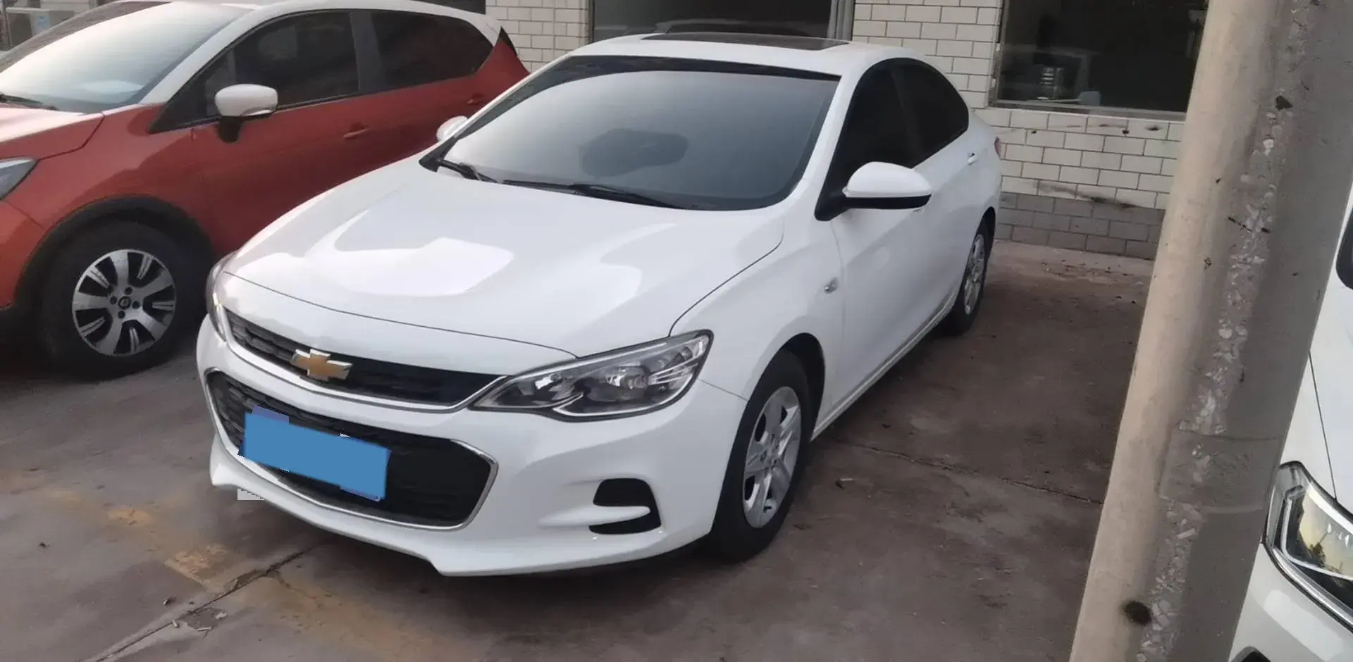 2019 CHEVROLET CAVALIER view 1