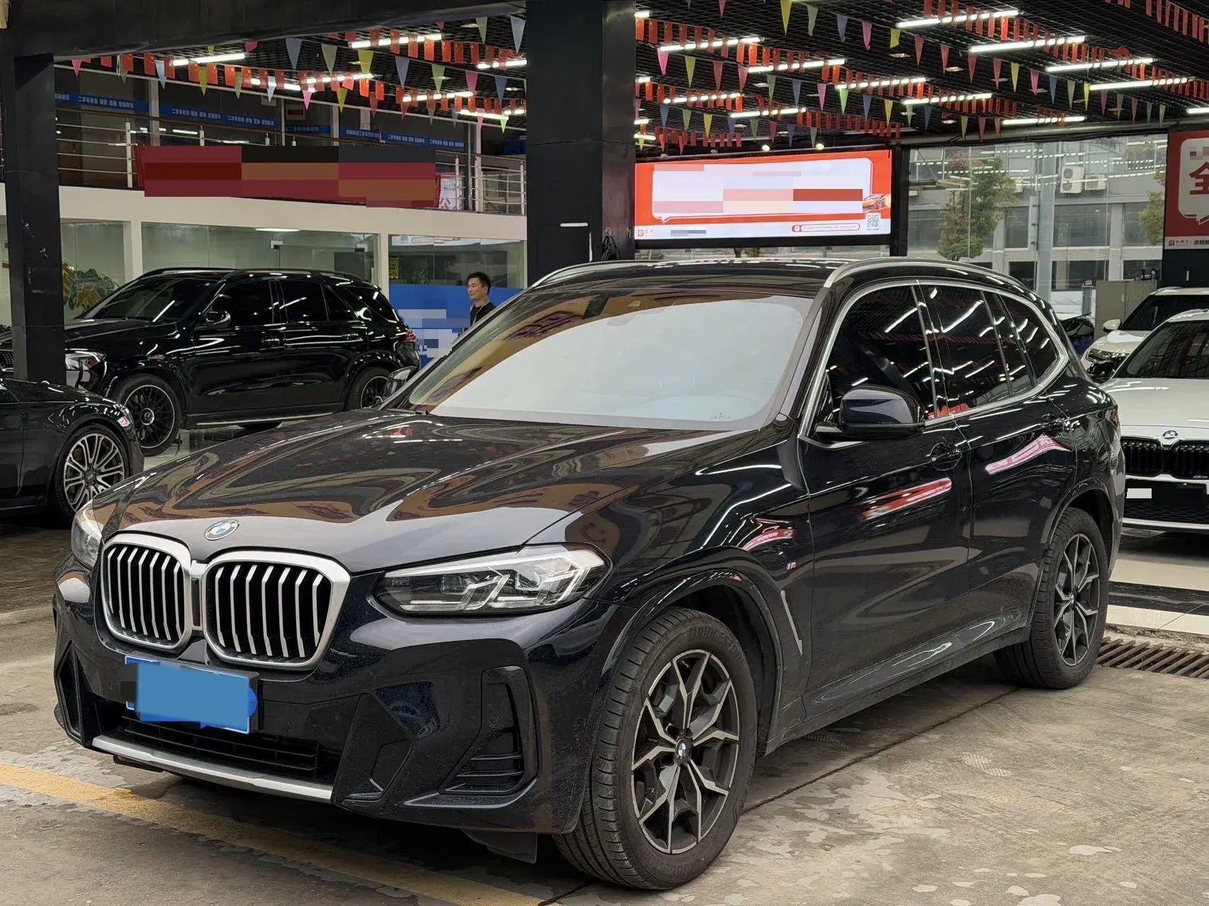 2022 BMW X3 view 1