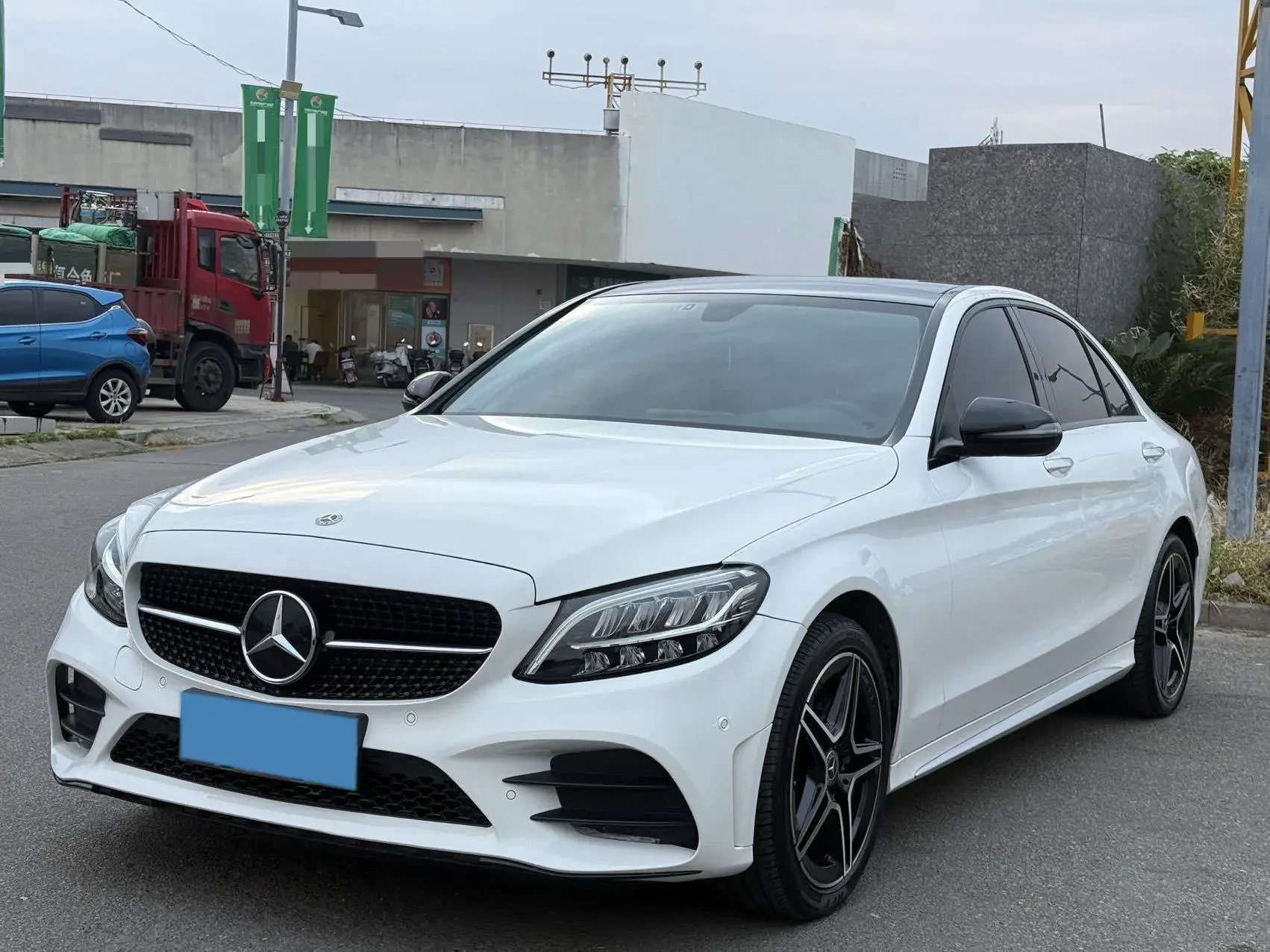 2021 MERCEDES-BENZ C view 1