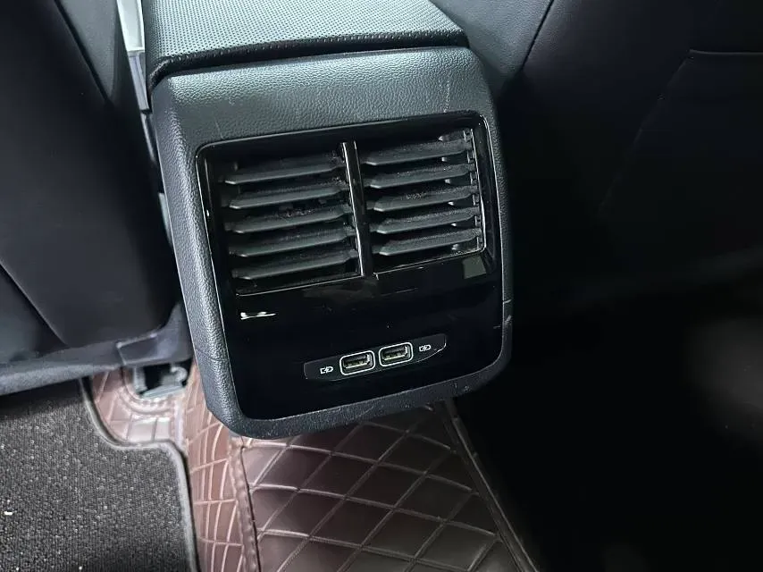 2023 Volkswagen Sagitar 1.2T 116HP L4 7DCT,autocango,china used car exporter,china ev exporter,chinese used car exporter,chinese used ev exporter