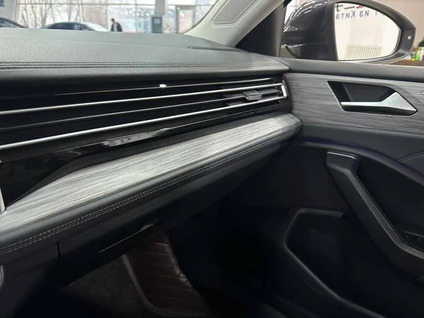 2023 Volkswagen Sagitar 1.2T 116HP L4 7DCT,autocango,china used car exporter,china ev exporter,chinese used car exporter,chinese used ev exporter