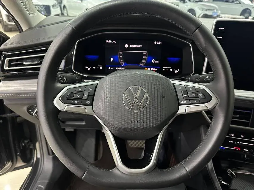 2023 Volkswagen Sagitar 1.2T 116HP L4 7DCT,autocango,china used car exporter,china ev exporter,chinese used car exporter,chinese used ev exporter