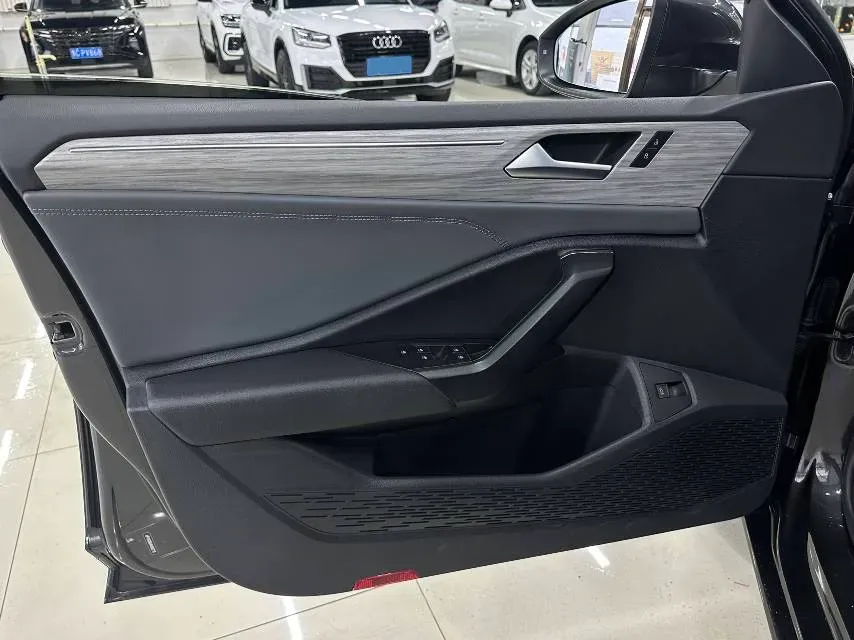 2023 Volkswagen Sagitar 1.2T 116HP L4 7DCT,autocango,china used car exporter,china ev exporter,chinese used car exporter,chinese used ev exporter