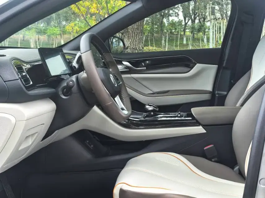 2023 BYD QIN thumbnail 4