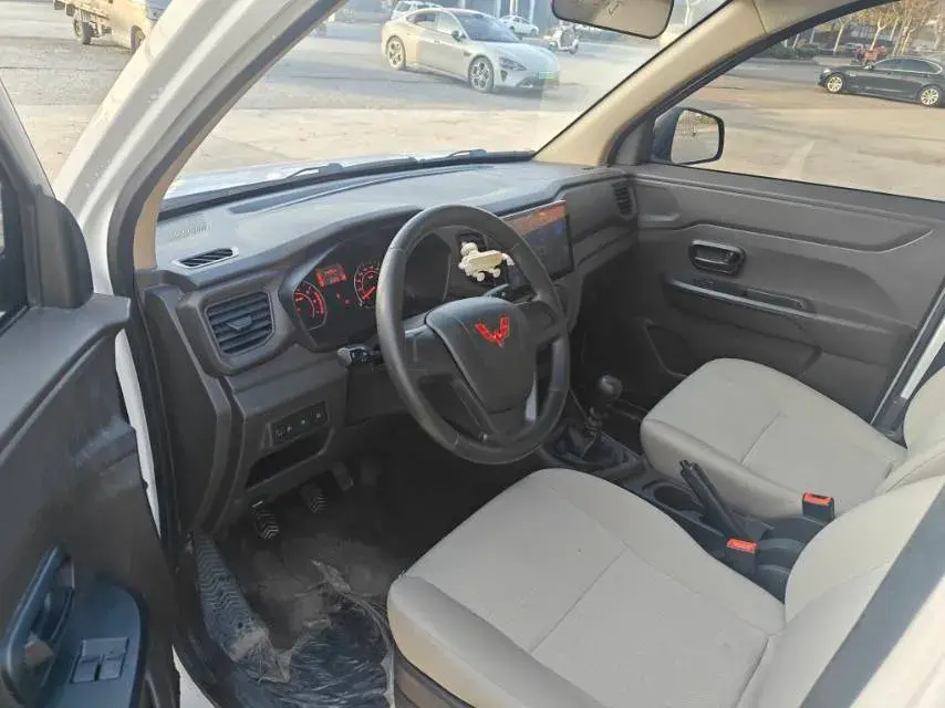 2022 WULING HONGGUANG thumbnail 3