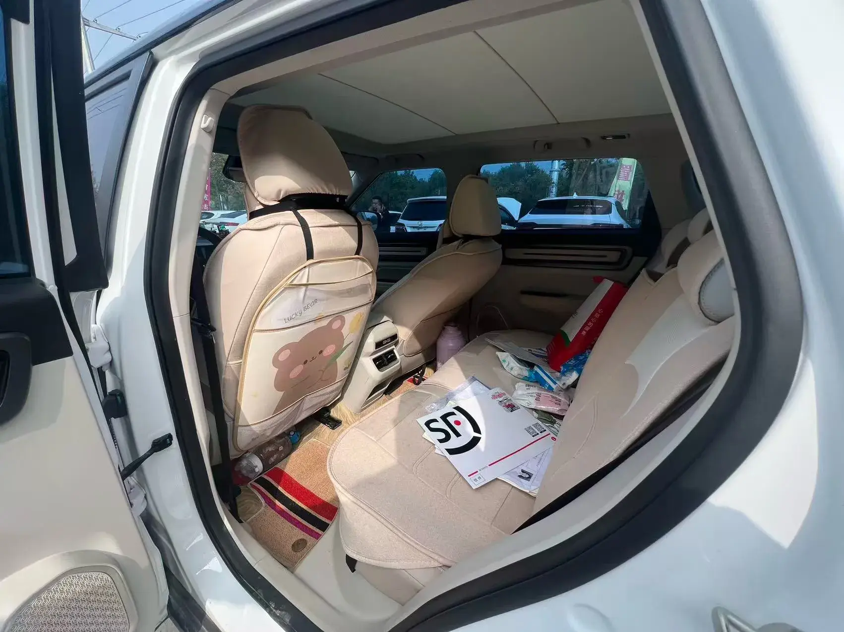 2023 GEELY ICON thumbnail 3