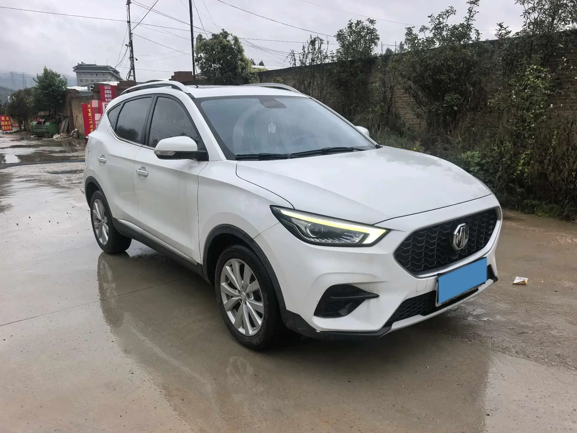 2020 MG ZS thumbnail 3