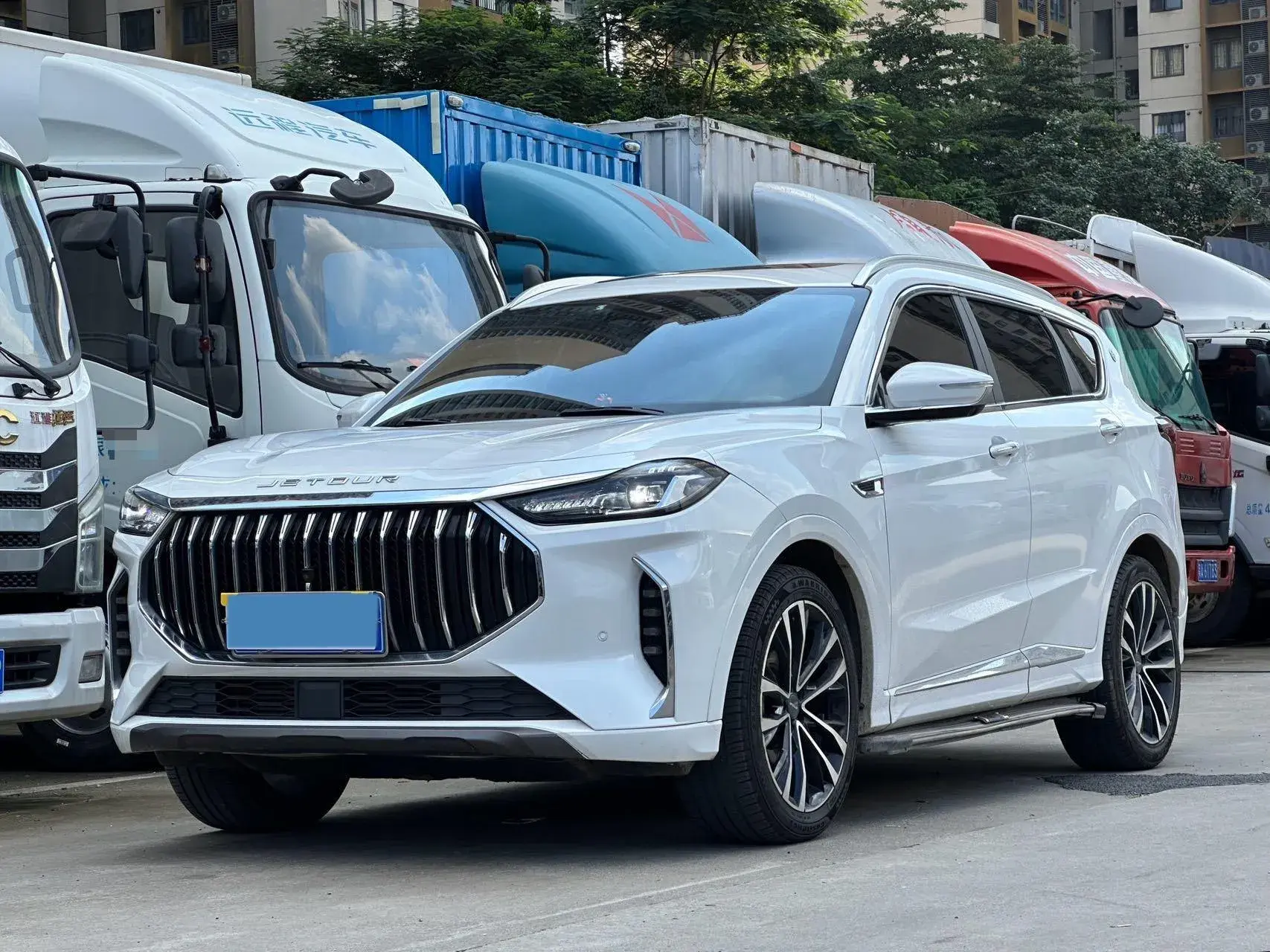 2021 JETOUR X70 view 1