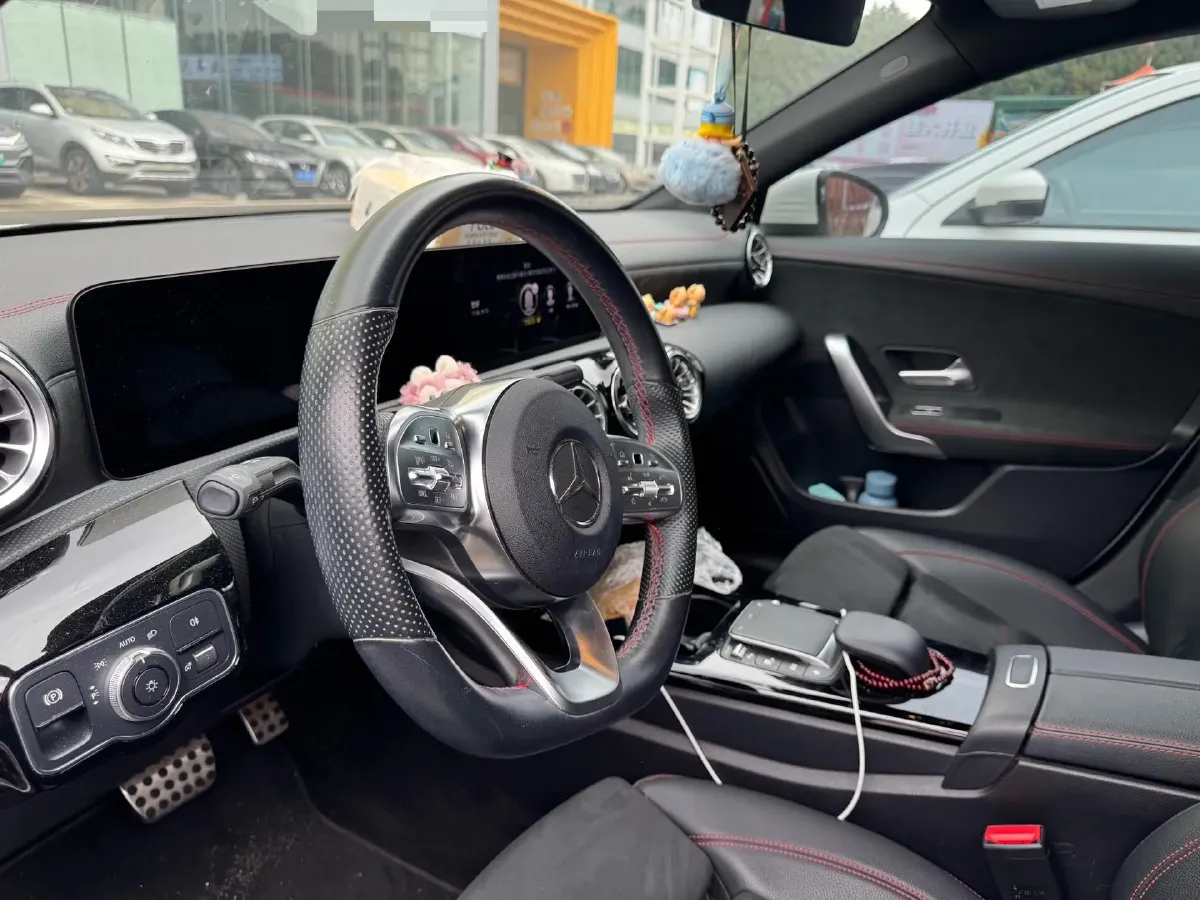 2021 Mercedes-Benz CLA Class 1.3T 163HP L4 7DCT,autocango,china used car exporter,china ev exporter,chinese used car exporter,chinese used ev exporter