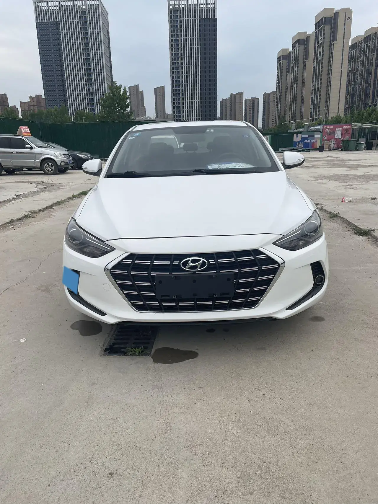 2019 HYUNDAI ELANTRA thumbnail 2