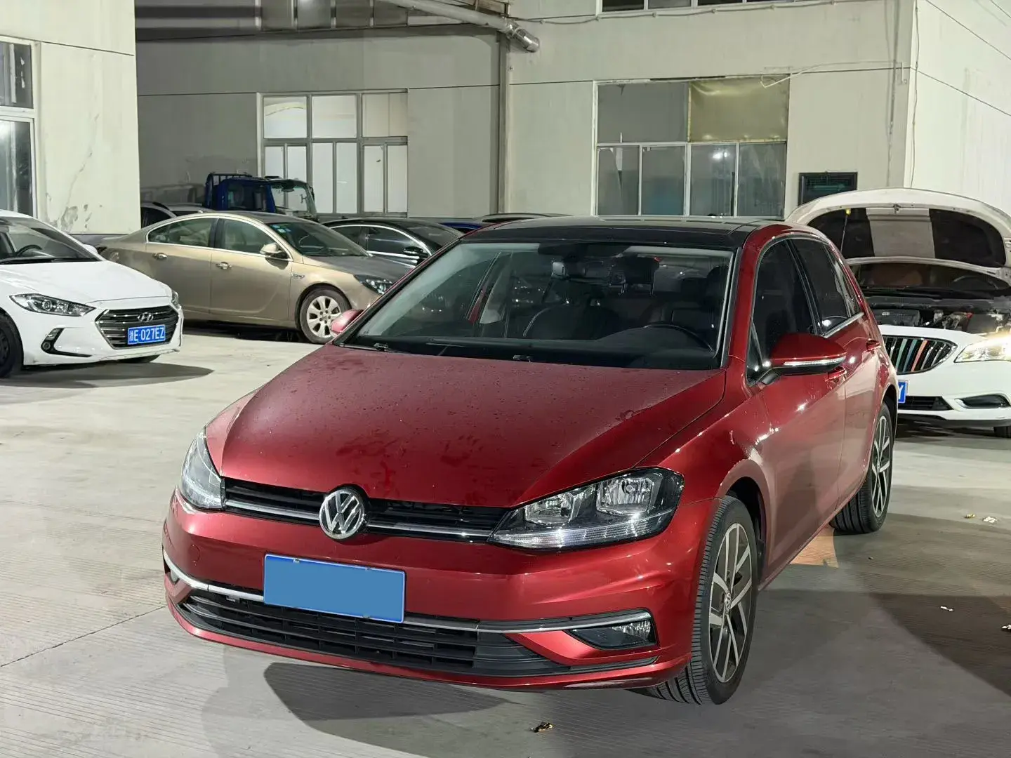 2018 VOLKSWAGEN GOLF view 1