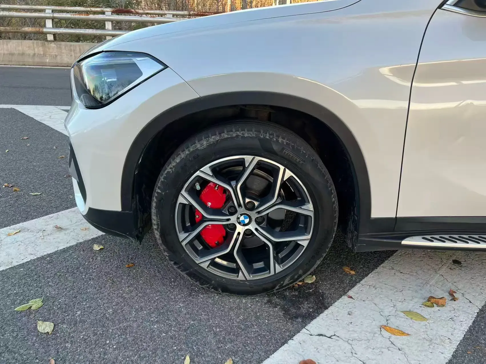 2022 BMW X1 thumbnail 4