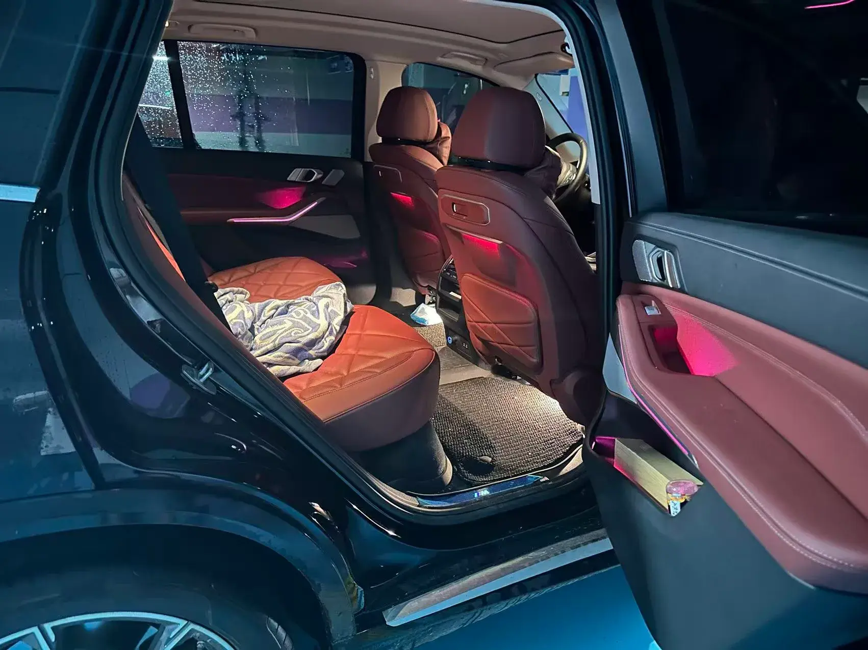 2023 BMW X5 thumbnail 2