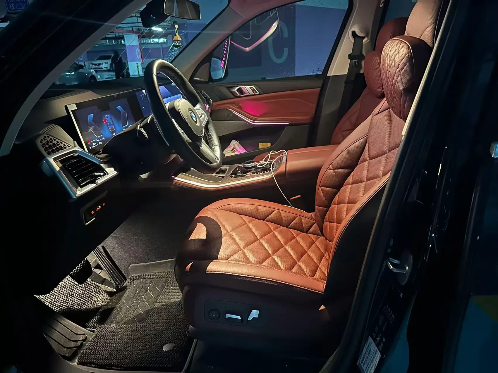 2023 BMW X5 thumbnail 4