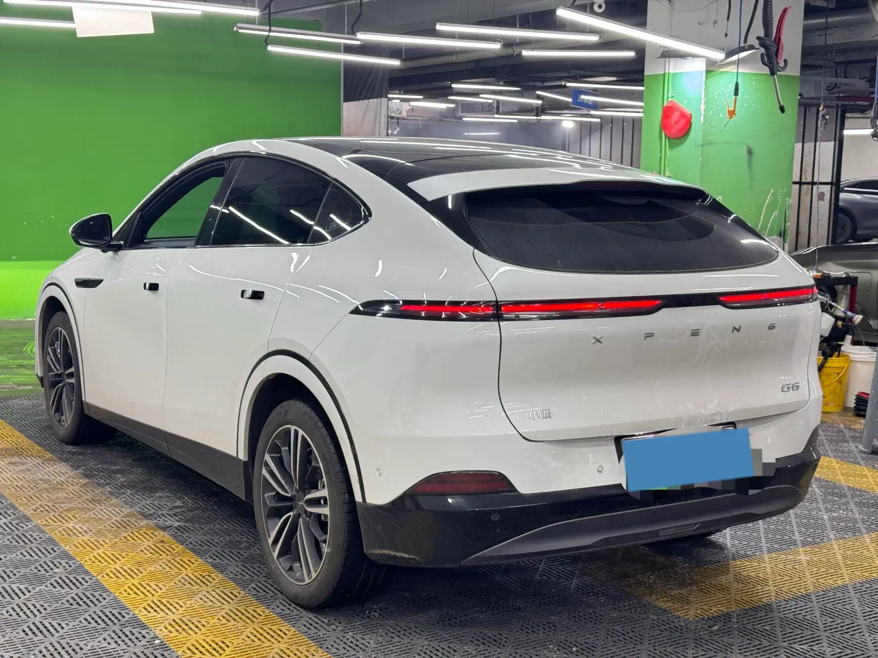 2024 XPENG G6 thumbnail 3