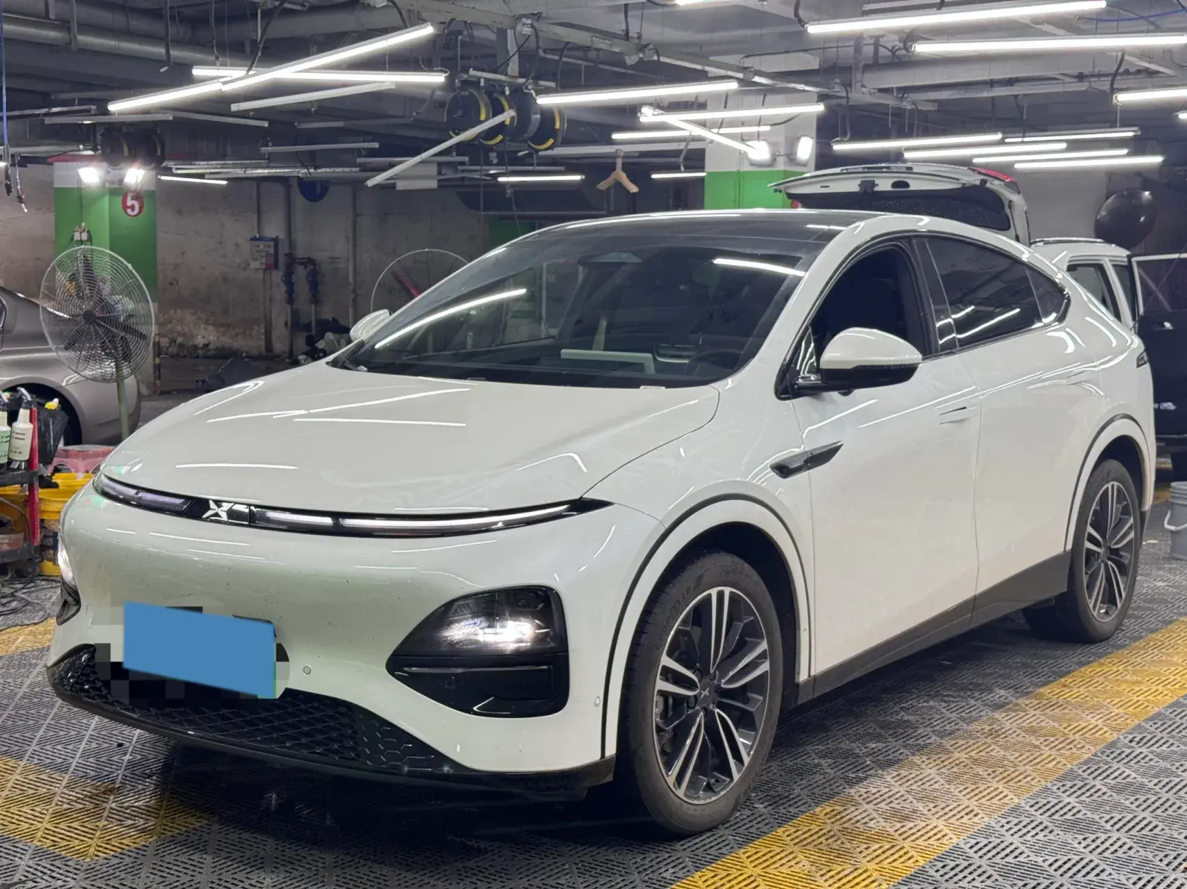 2024 XPENG G6 view 1