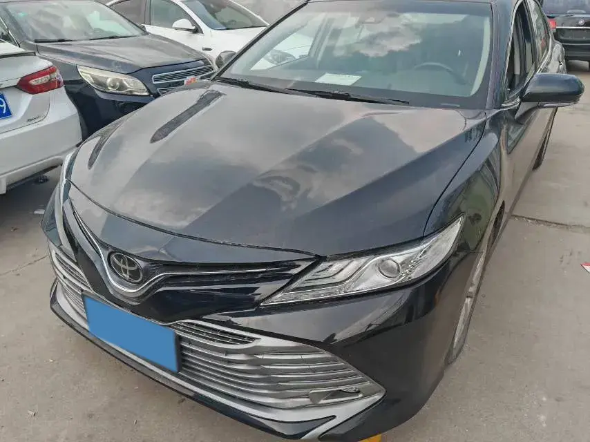 2018 TOYOTA CAMRY view 1