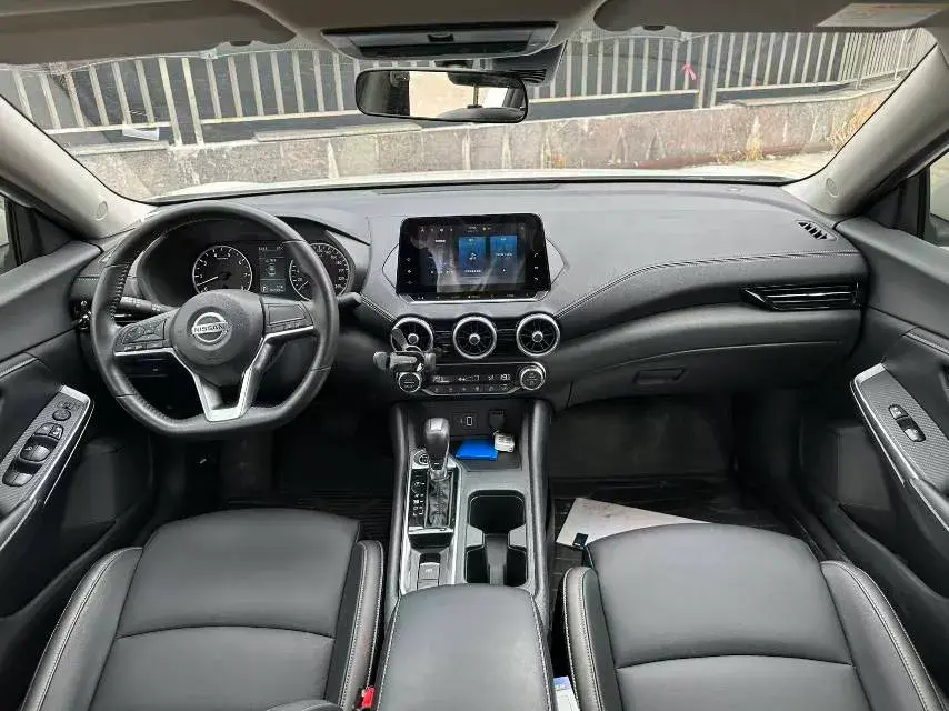 2022 NISSAN SYLPHY thumbnail 4