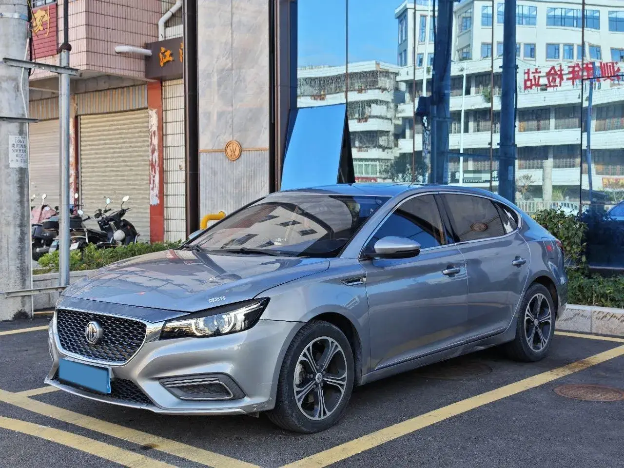 2018 MG MG6 view 1