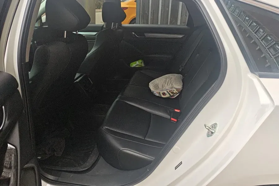 2022 Honda Accord 2.0L 146HP L4 E-CVT Hybrid,autocango,china used car exporter,china ev exporter,chinese used car exporter,chinese used ev exporter