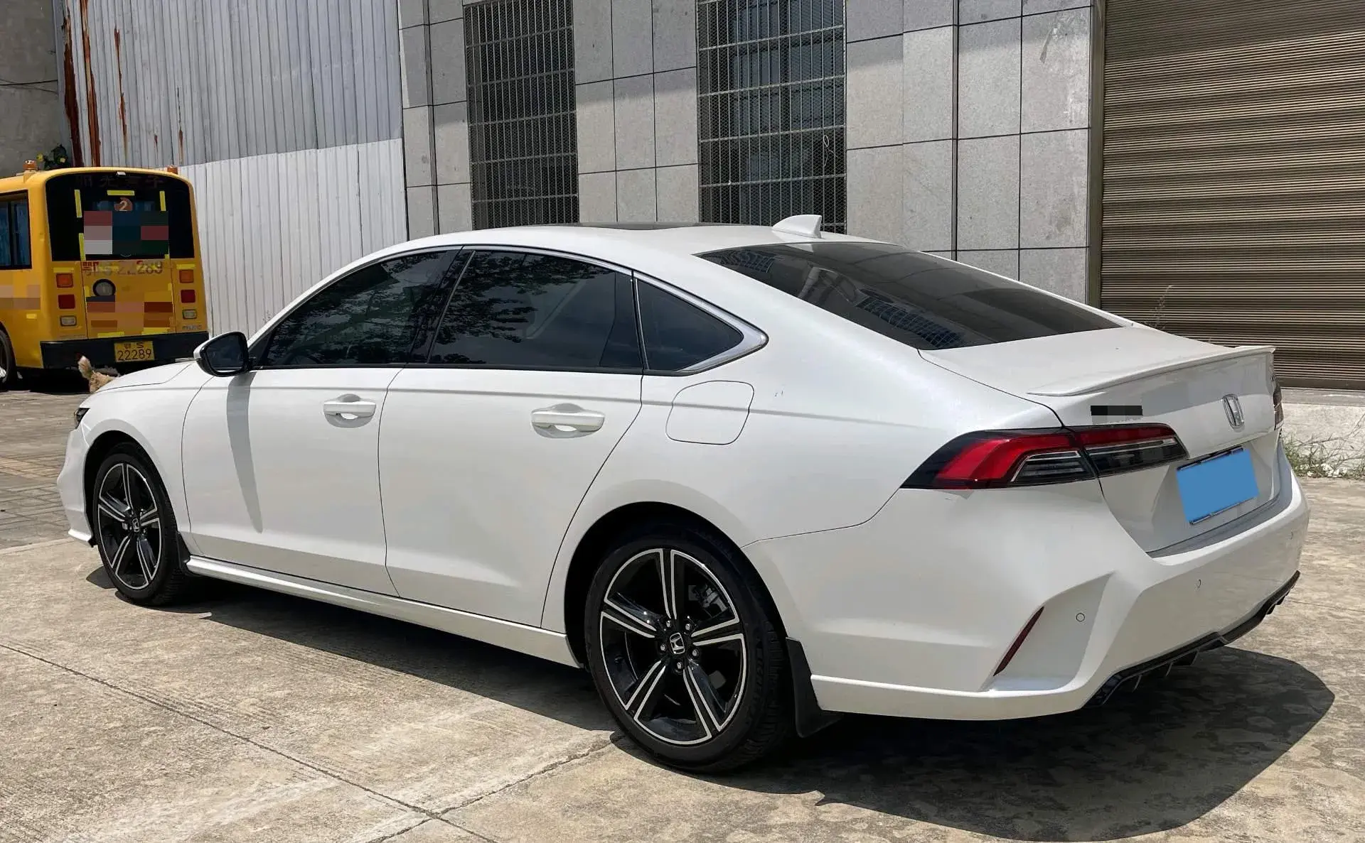 2024 HONDA INSPIRE thumbnail 3