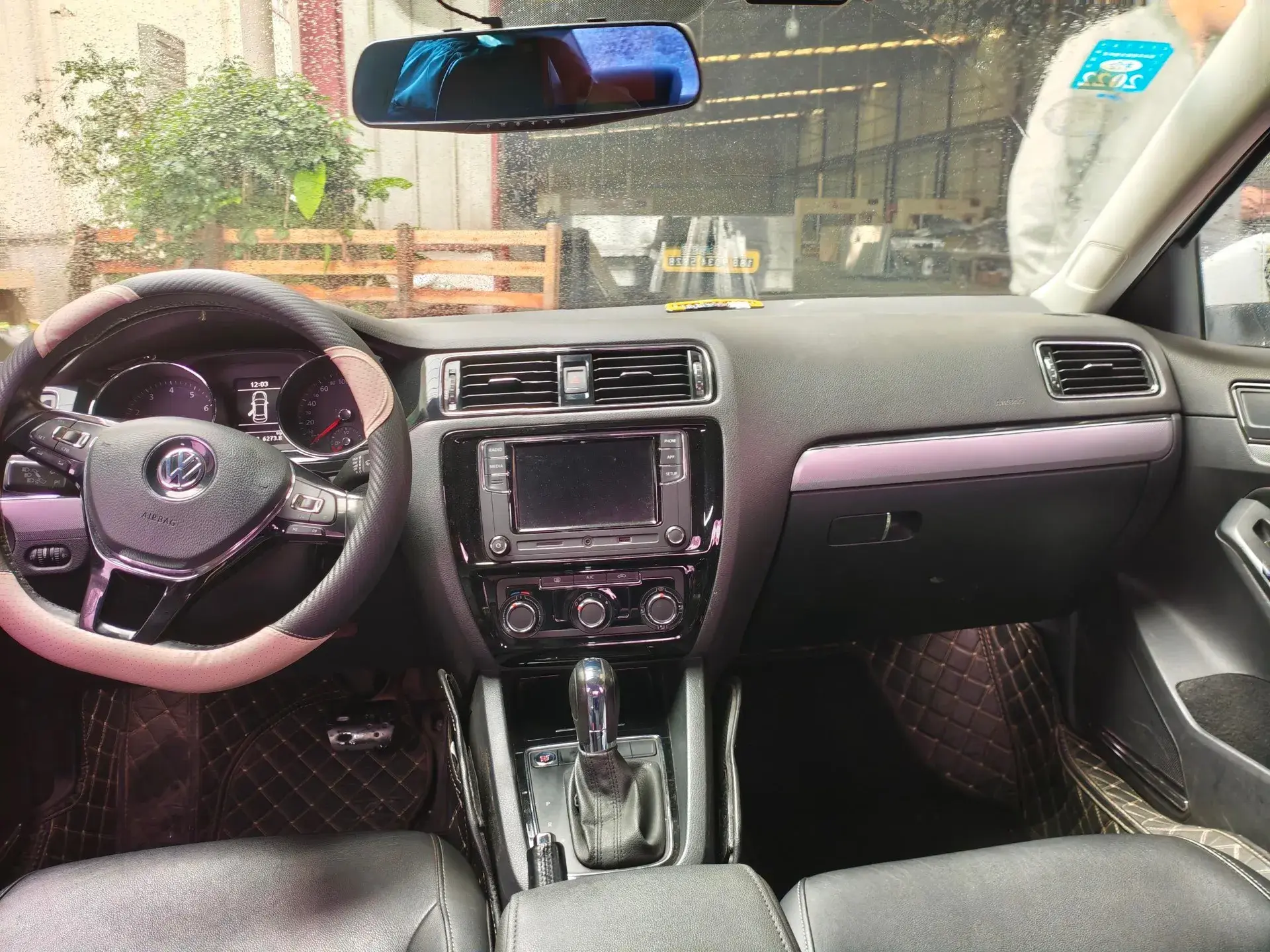 2018 VOLKSWAGEN SAGITAR thumbnail 4