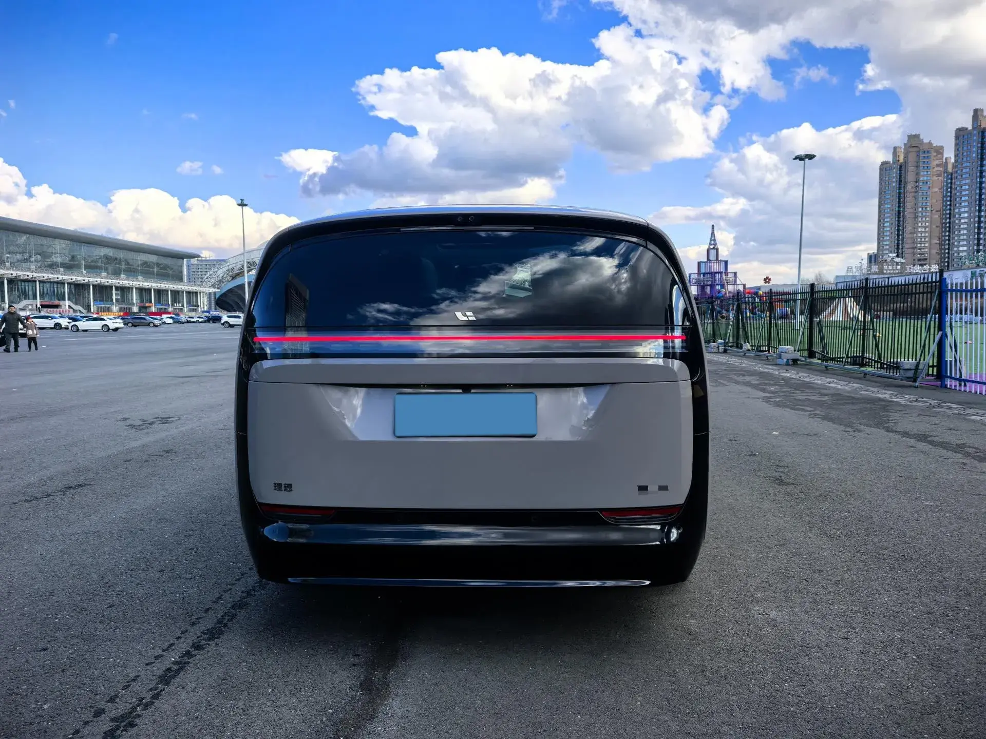 2024 LI MEGA thumbnail 4