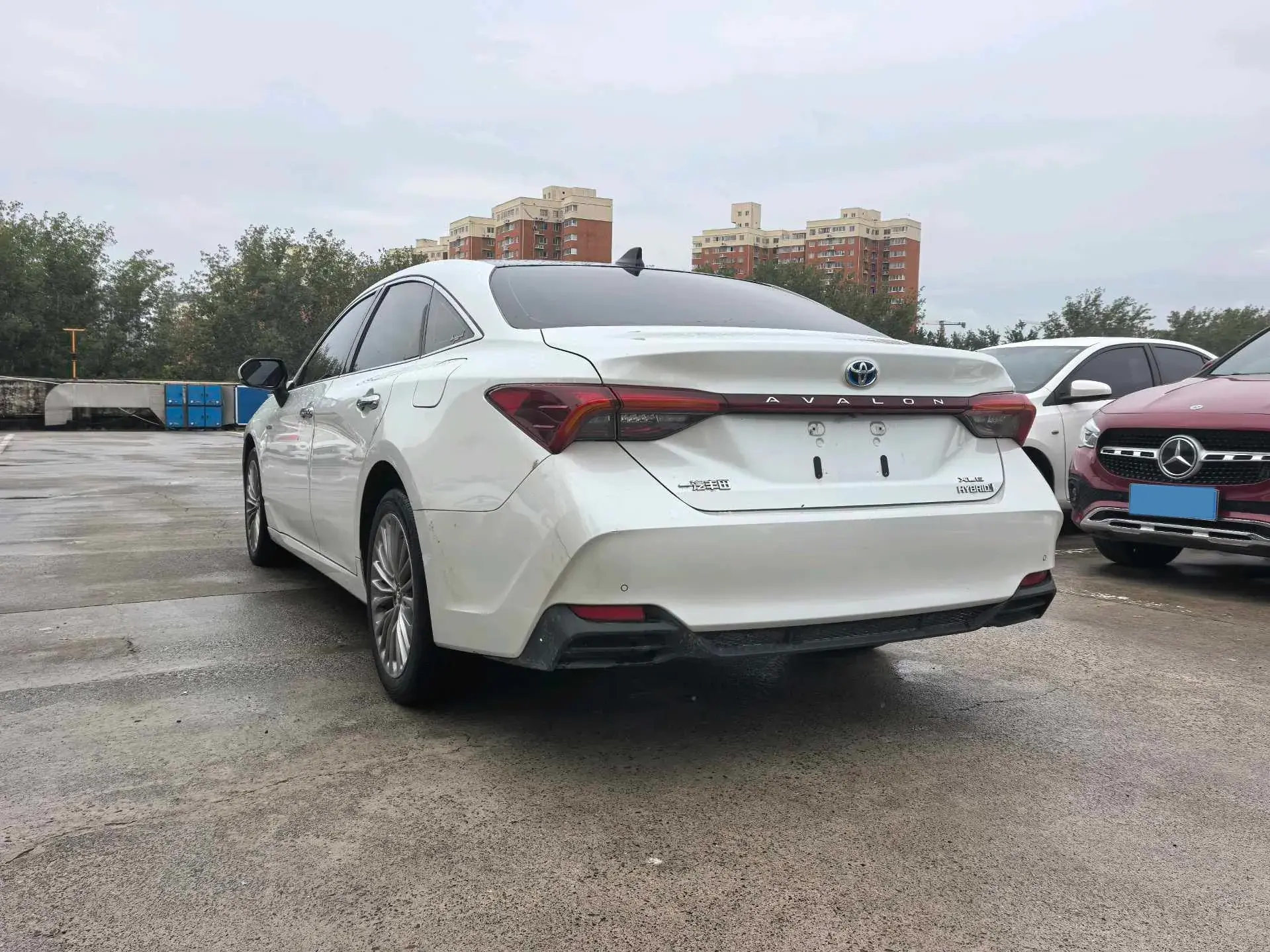 2019 TOYOTA AVALON thumbnail 2