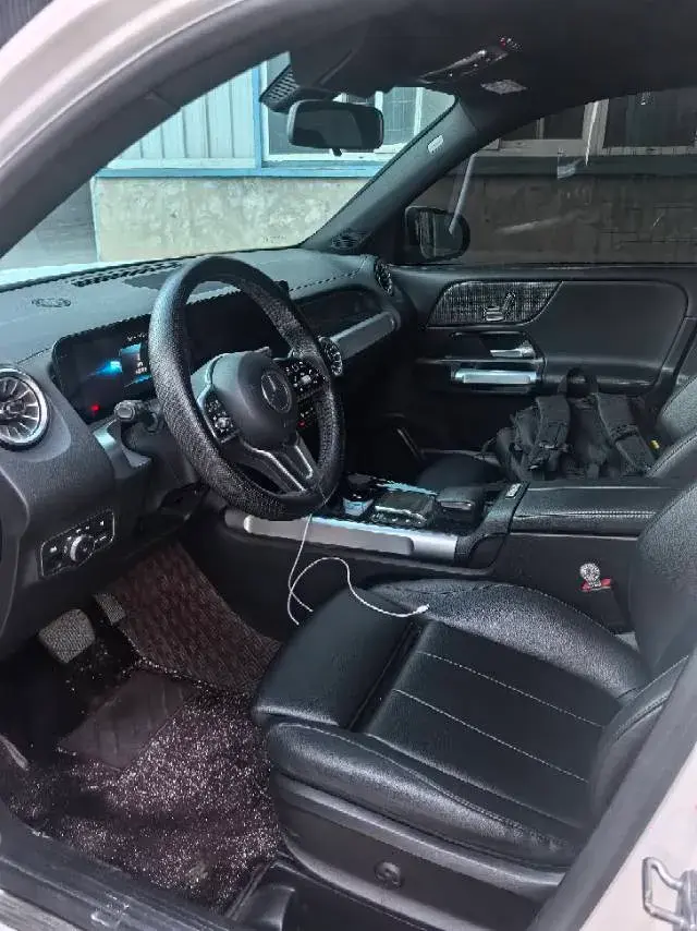 2022 MERCEDES-BENZ GLB thumbnail 4