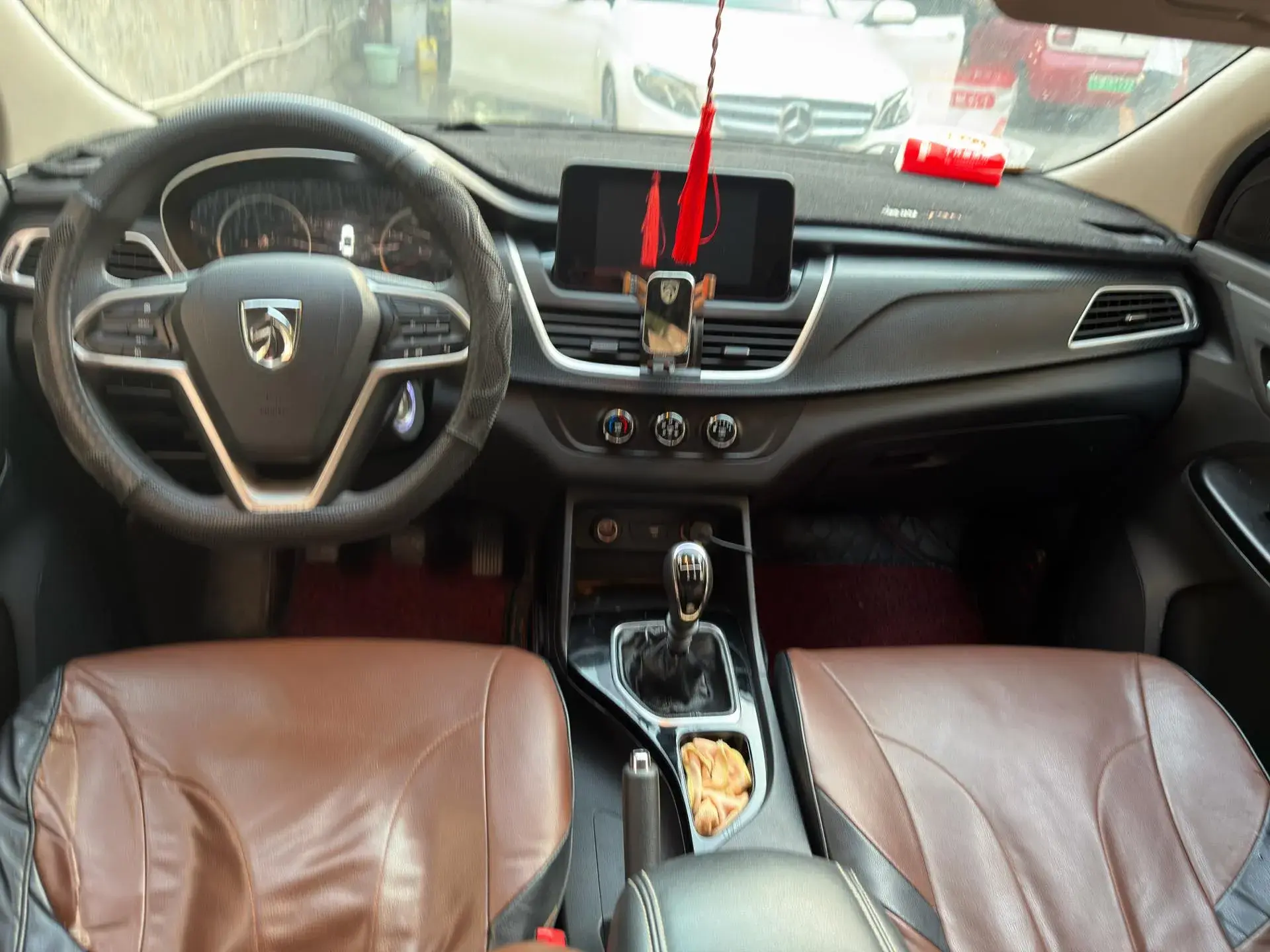 2019 BAOJUN 730 thumbnail 4