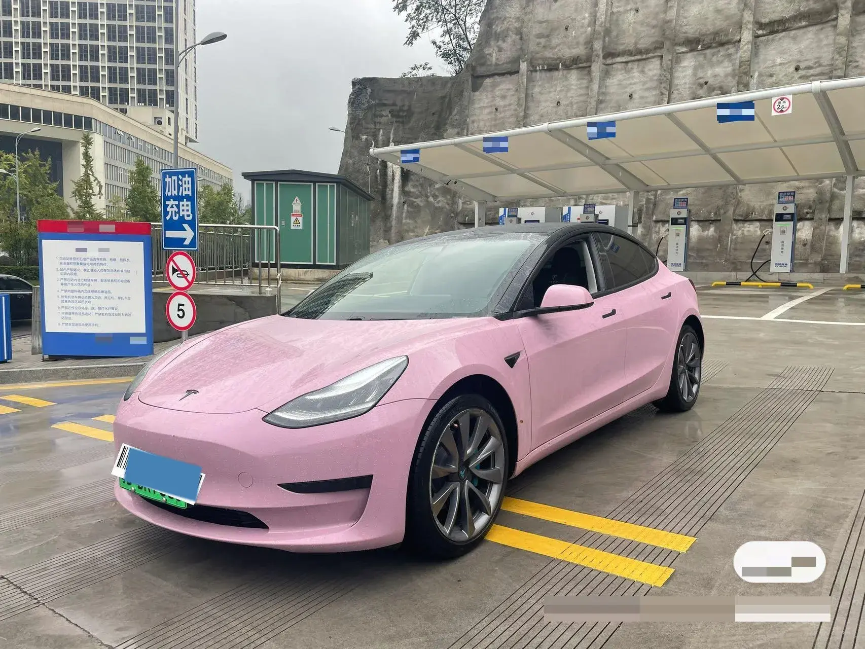 2020 TESLA MODEL view 1