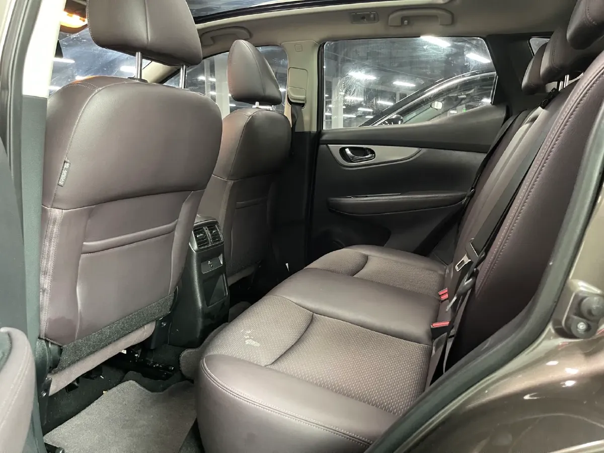 2019 Nissan Qashqai 2.0L 154HP L4 CVT,autocango,china used car exporter,china ev exporter,chinese used car exporter,chinese used ev exporter