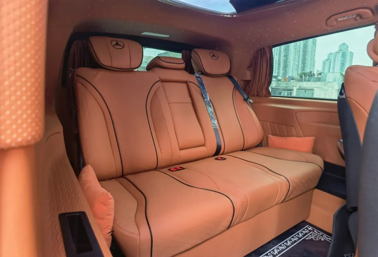 2021 Mercedes-Benz Vito 2.0T 211HP L4 9AT,autocango,china used car exporter,china ev exporter,chinese used car exporter,chinese used ev exporter