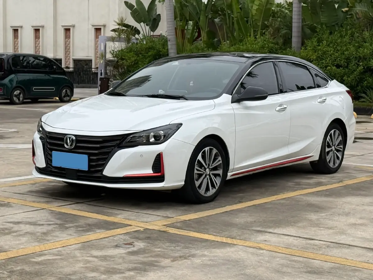 2021 ChangAn Raeton CC 1.5T 180HP L4 7DCT