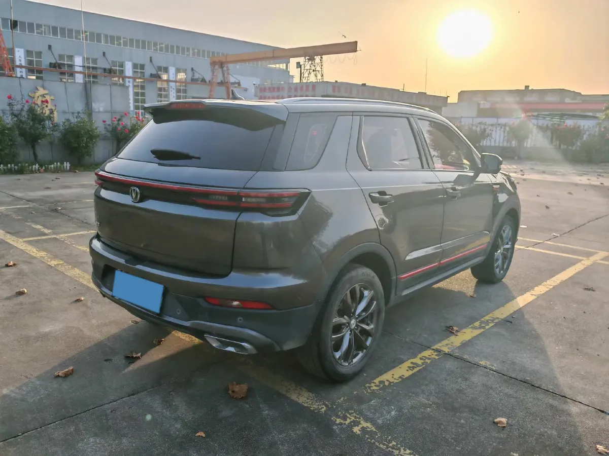 2021 ChangAn CS55 Plus 1.5T 180HP L4 7DCT,autocango,china used car exporter,china ev exporter,chinese used car exporter,chinese used ev exporter
