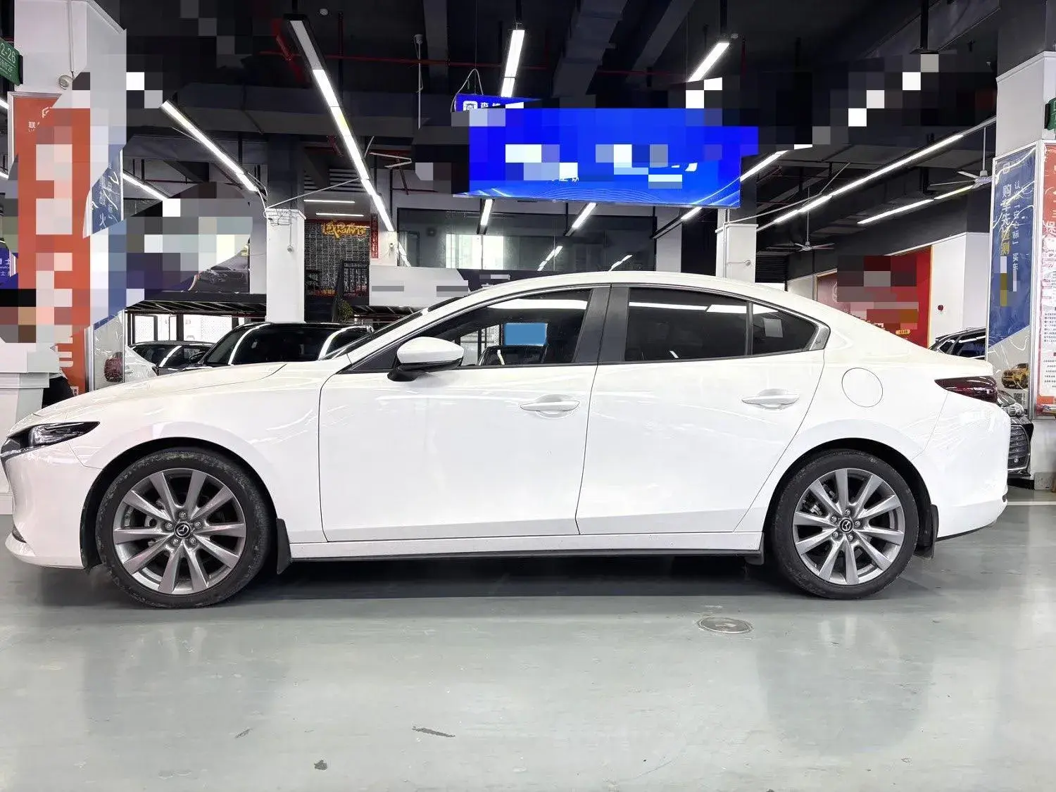 2022 MAZDA 3 thumbnail 3