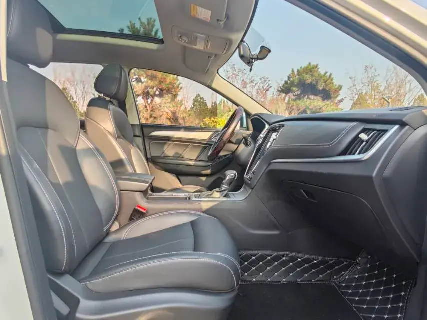 2018 ROEWE RX5 thumbnail 4