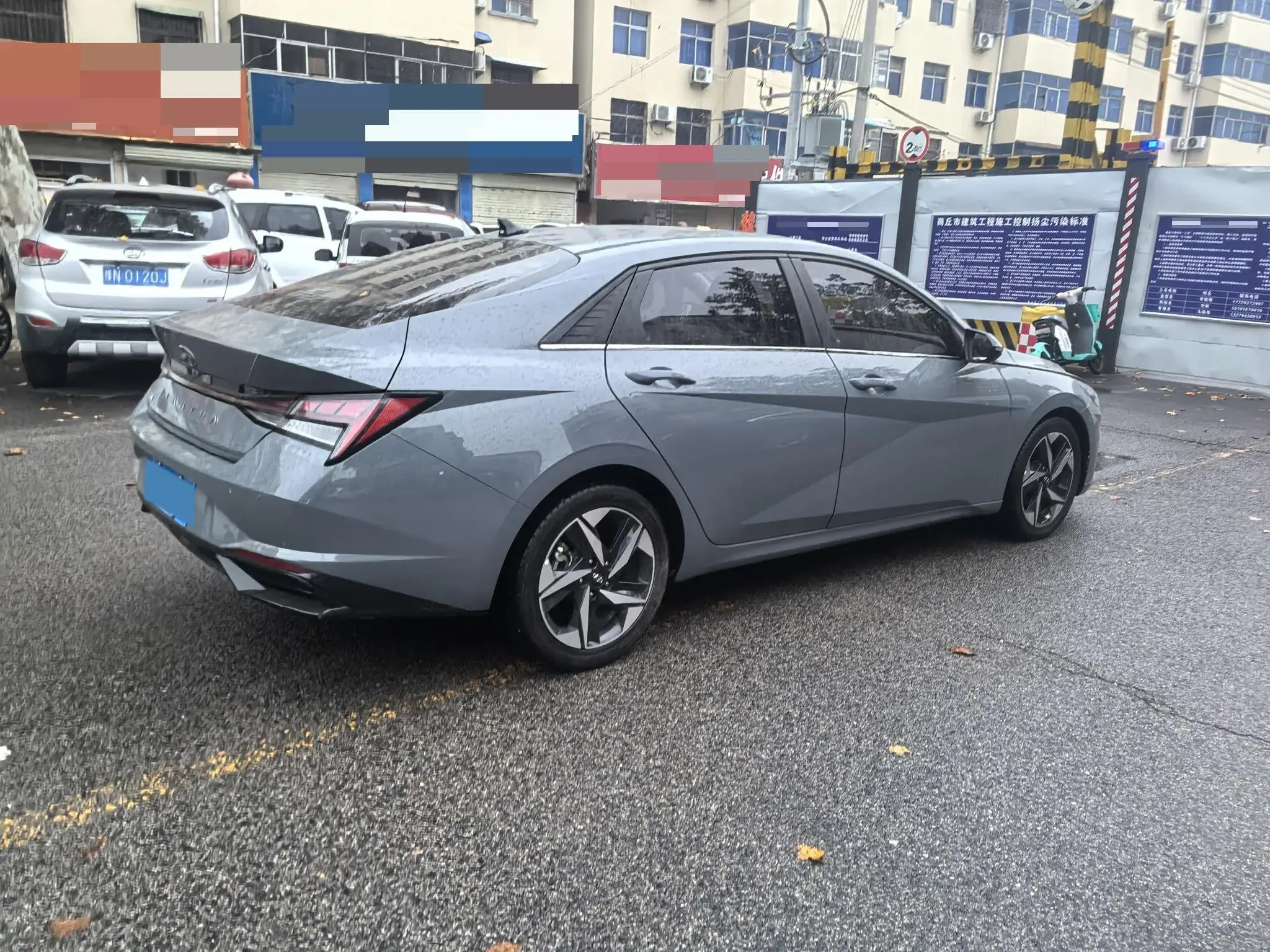 2022 HYUNDAI ELANTRA thumbnail 4