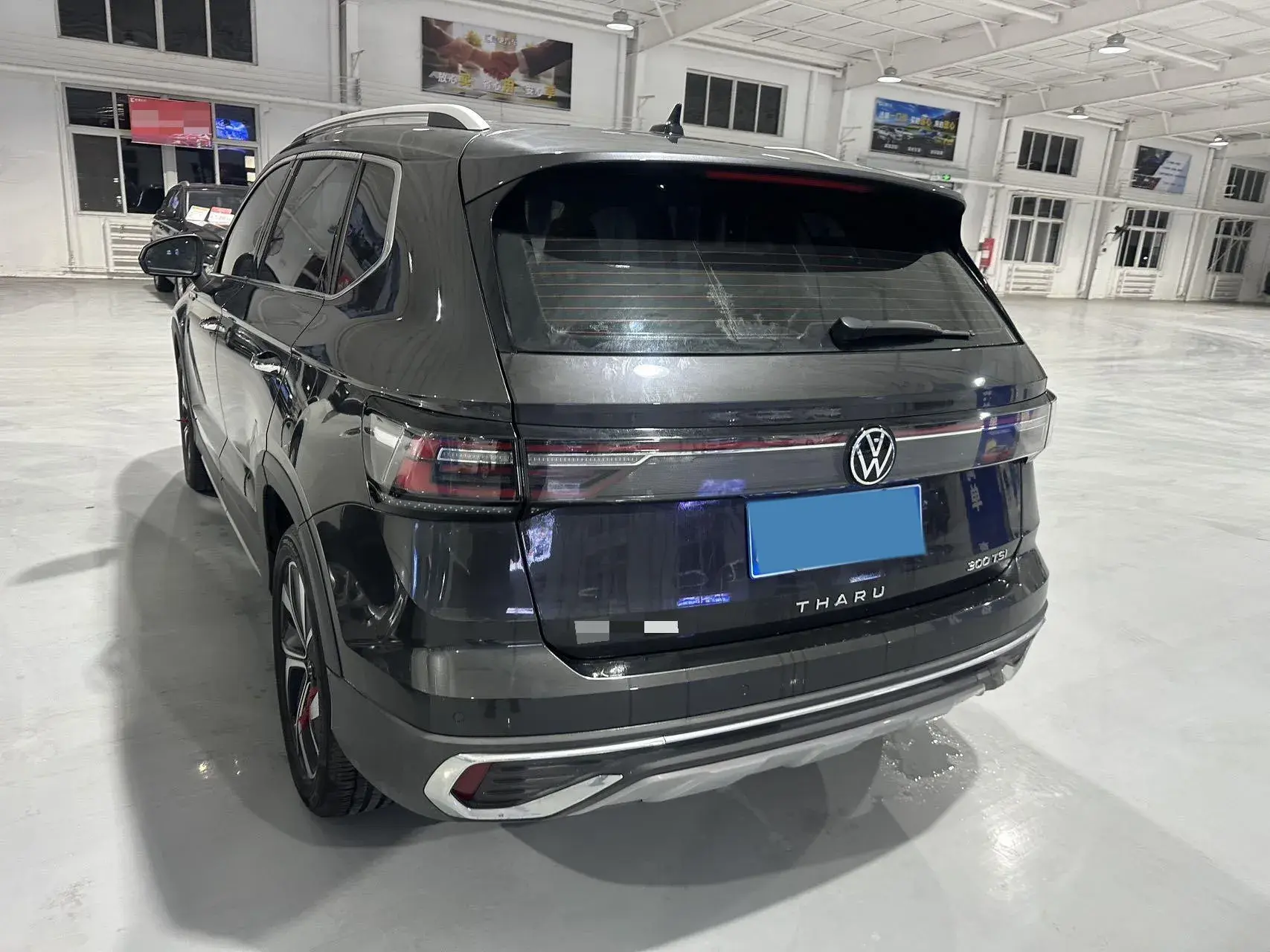 2024 VOLKSWAGEN THARU thumbnail 4