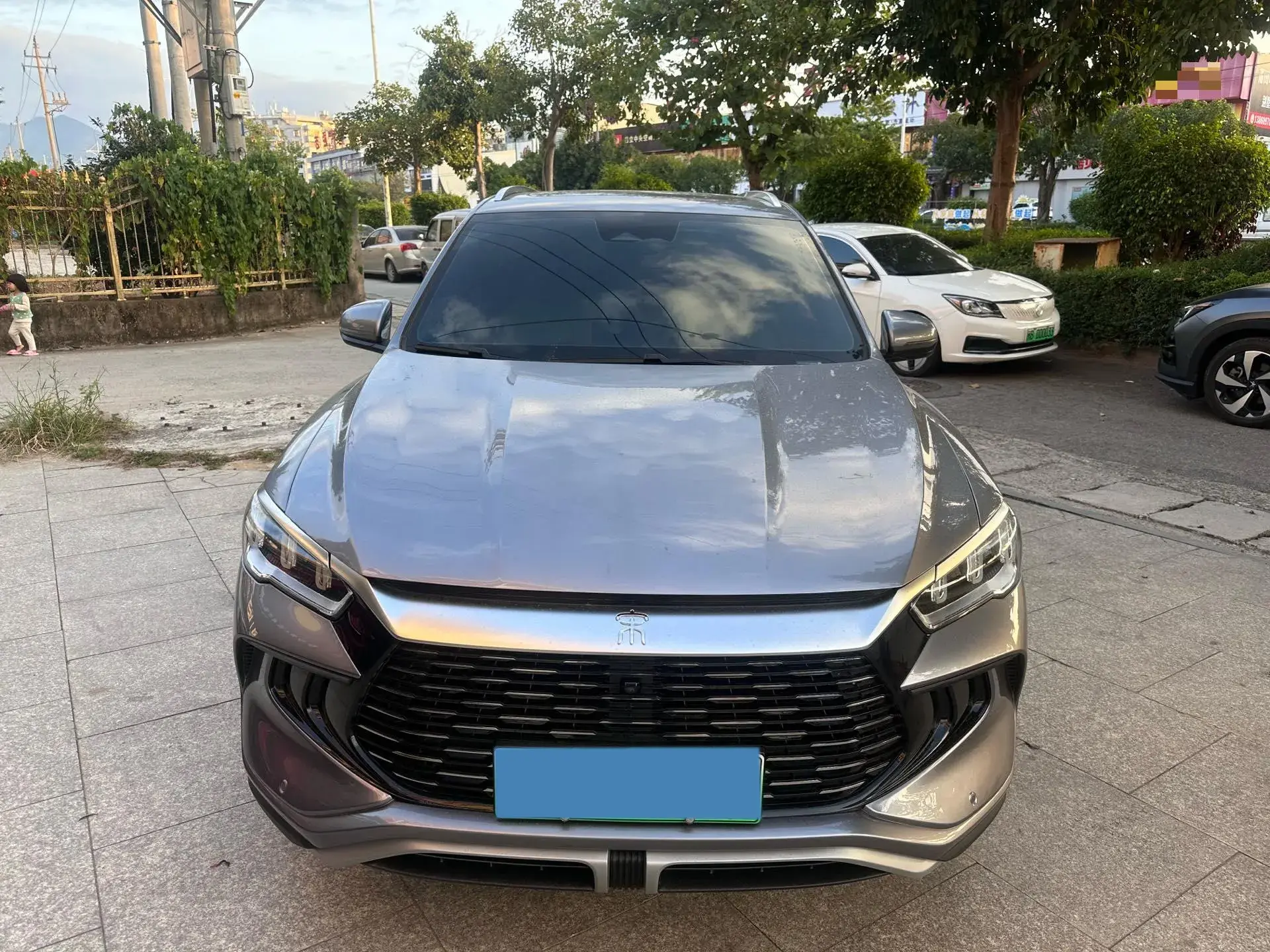 2023 BYD SONG thumbnail 2